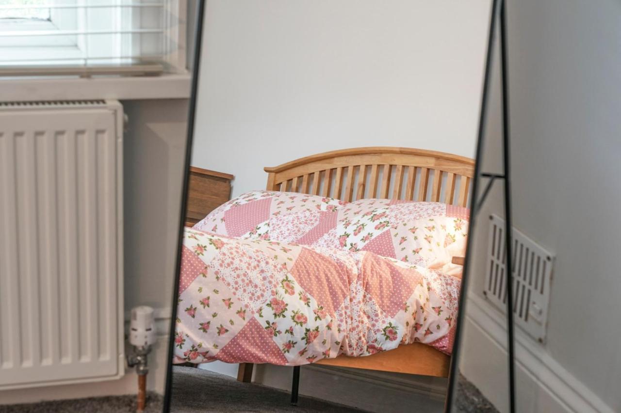 Close To City Centre Stylish 3 Bedroom House Белфаст Екстериор снимка