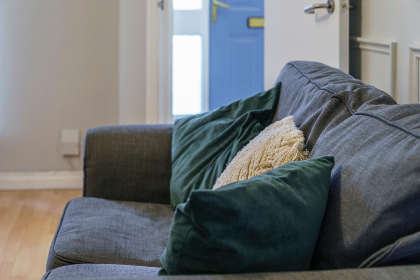 Close To City Centre Stylish 3 Bedroom House Белфаст Екстериор снимка